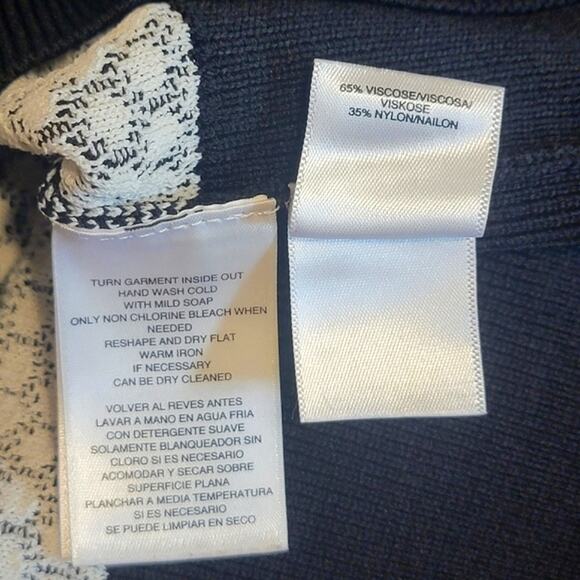 Rachel Roy Crewneck Sleeveless Black and White Knit Sweater Size M - Picture 11 of 12